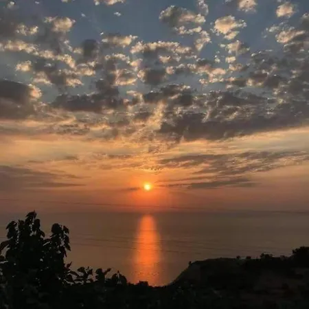 Sette Isole Countryside Retreat Near Egremni 1 *